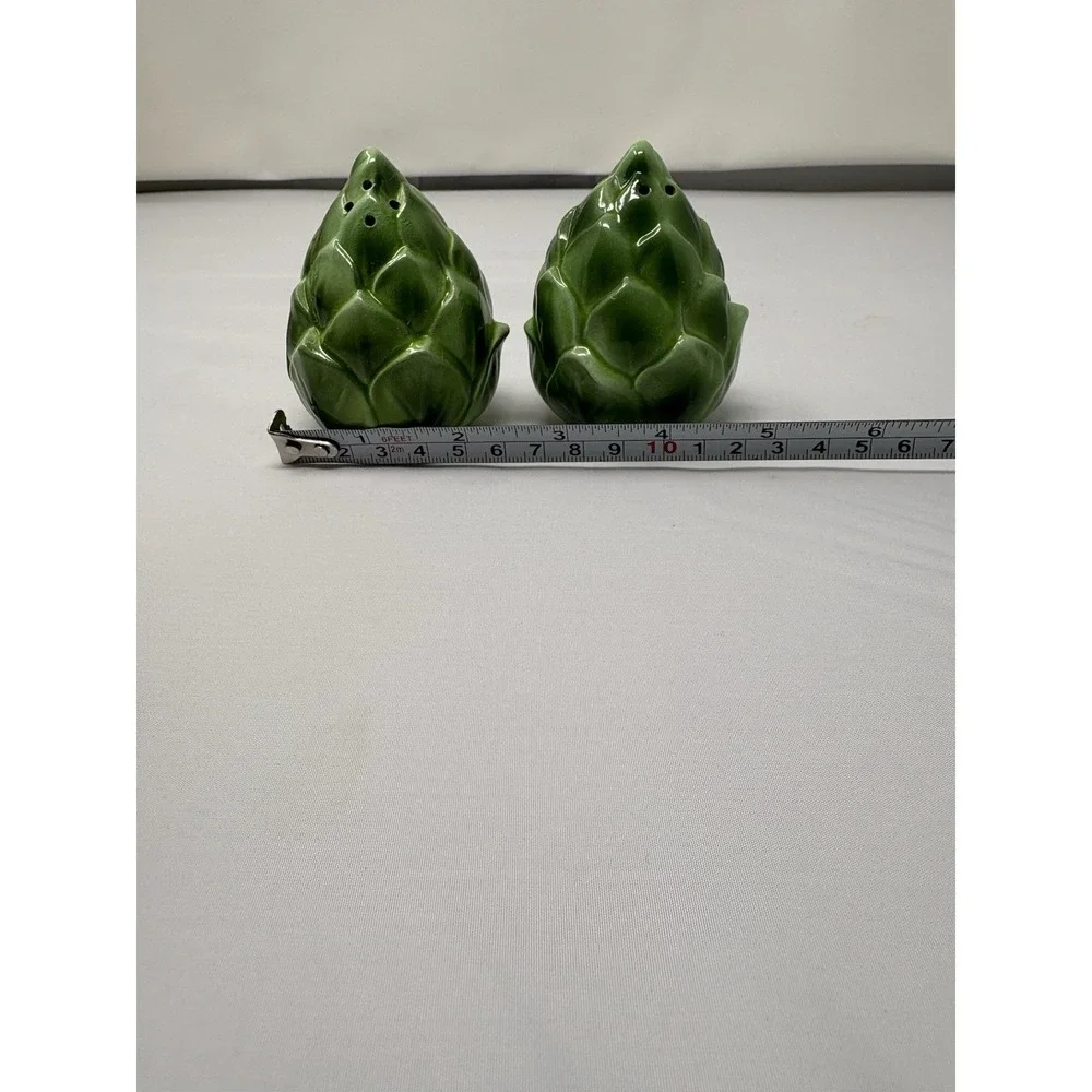 Holt Howard Artichoke Salt& Pepper Shakers Japan Mid Century Vintage Kitchy